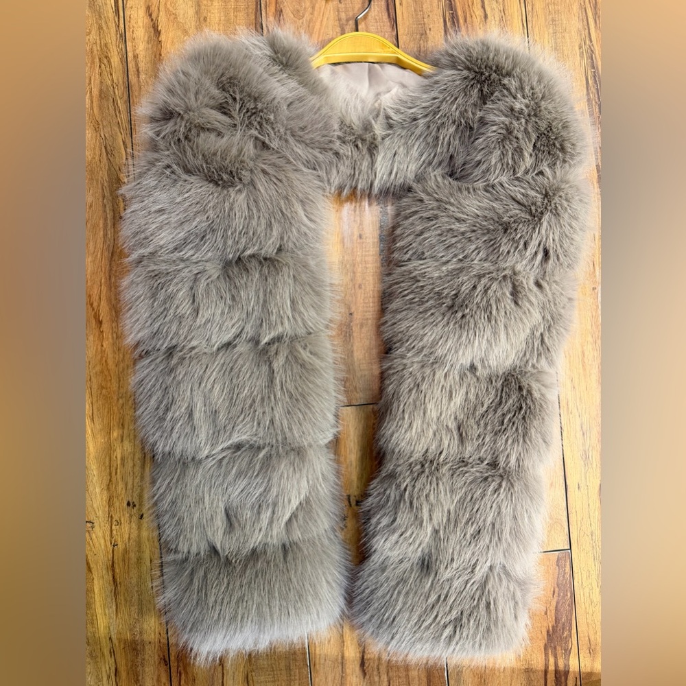 Faux Fur Bolero Puffer Fur - Picture 2 of 16